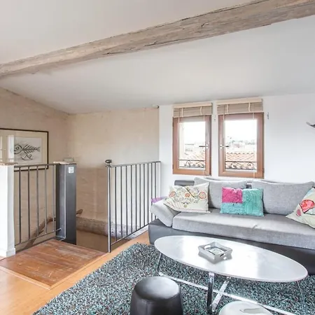 Apartment 2-star Close To Beaches And Amenities
